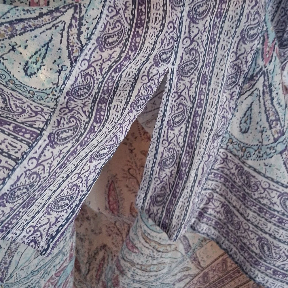 J. Jill Blue Lilac Blue Ombre Pastel  Paisley Boho Coastal Tunic Blouse Size M - Picture 4 of 9